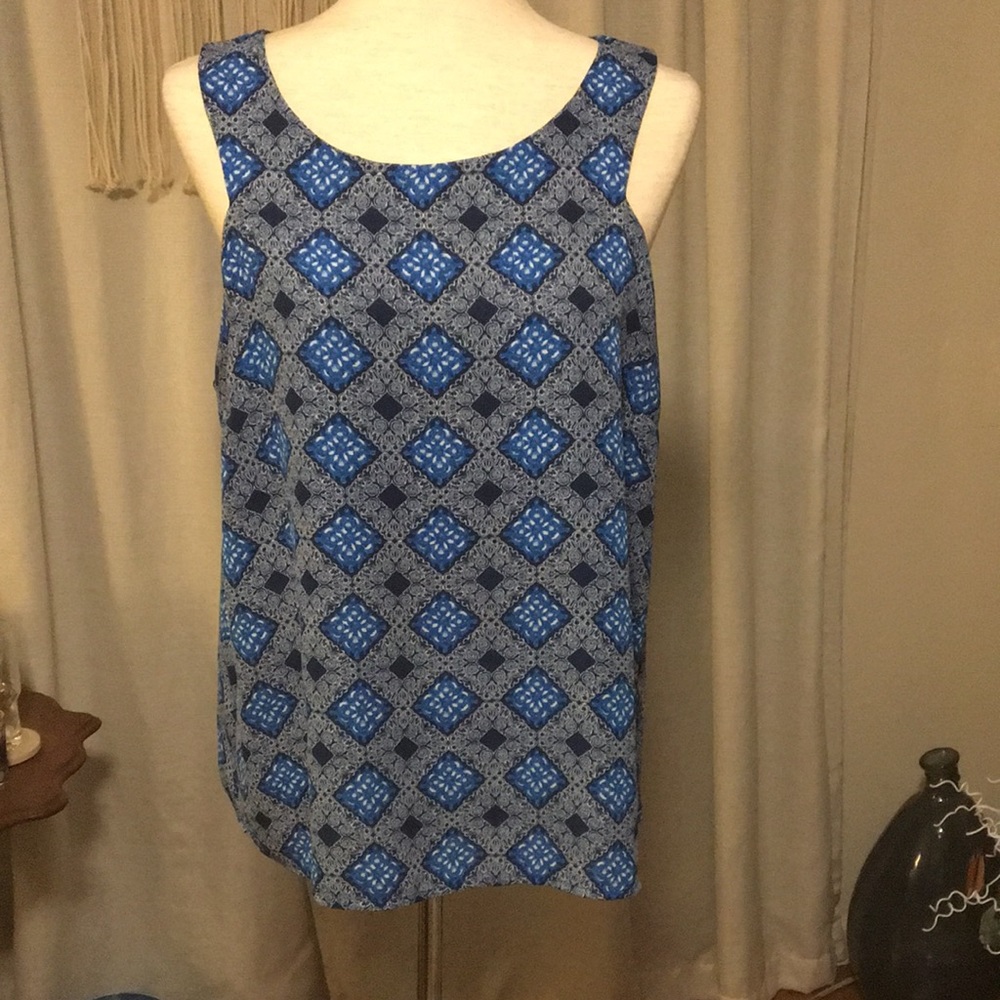 Sleeveless top